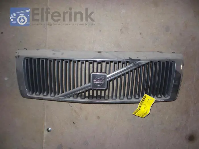 Grill Volvo 4-Serie