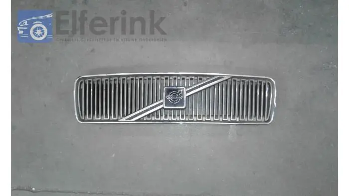 Grill Volvo 4-Serie