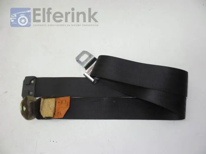 Rear seatbelt, centre Saab 90