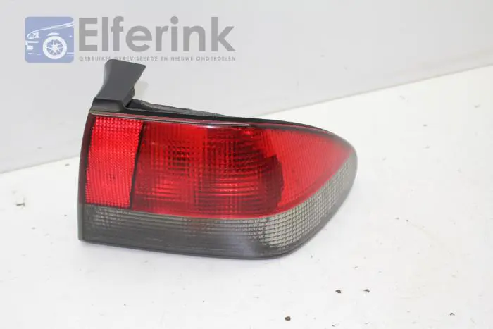 Taillight, right Saab 900