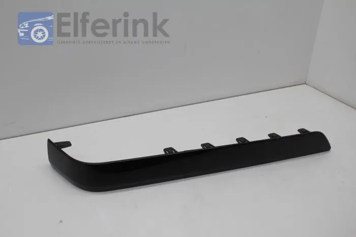 Rear bumper strip, left Volvo V70