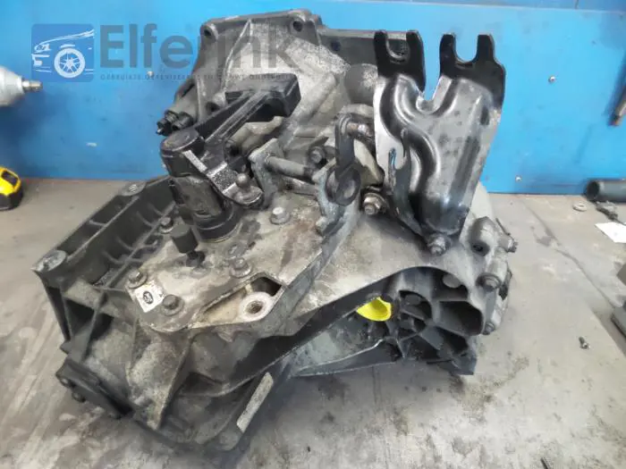 Gearbox Volvo S40