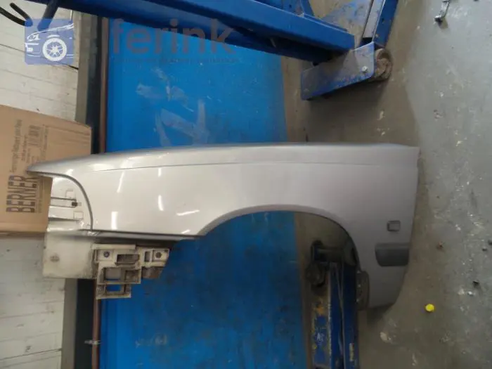 Front wing, left Volvo V70/S70