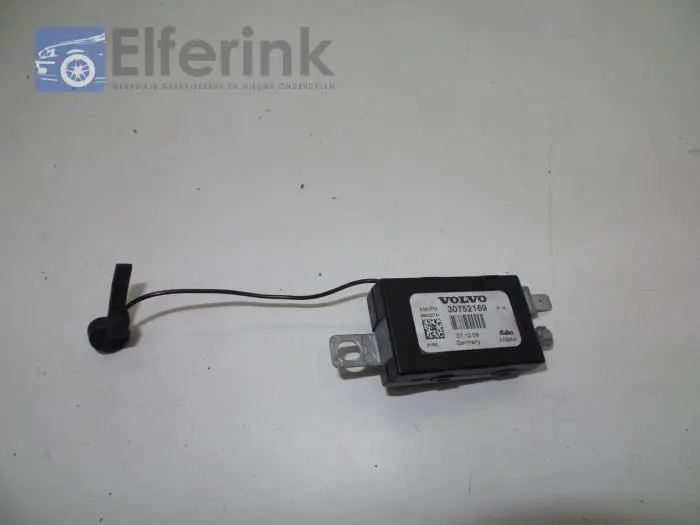 Antenna Amplifier Volvo C30