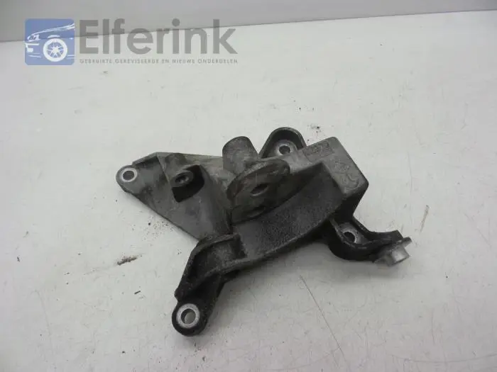 Engine mount Saab 9-3