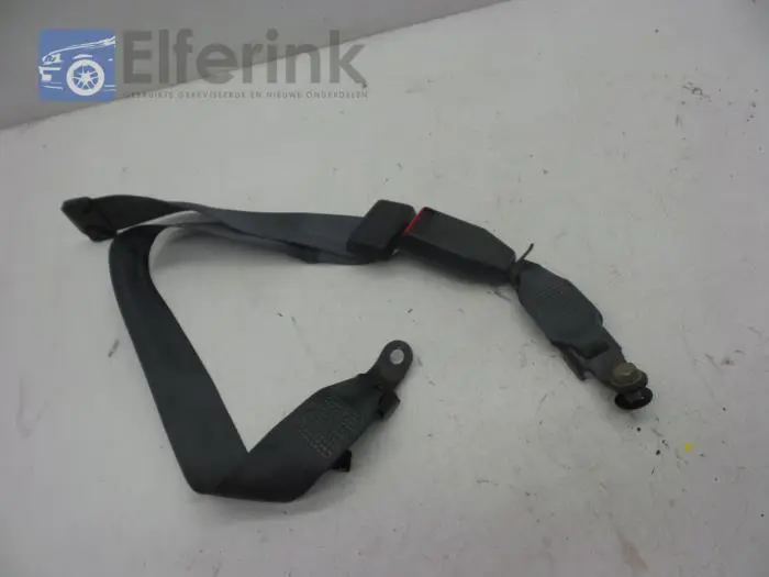 Rear seatbelt, centre Volvo 4-Serie