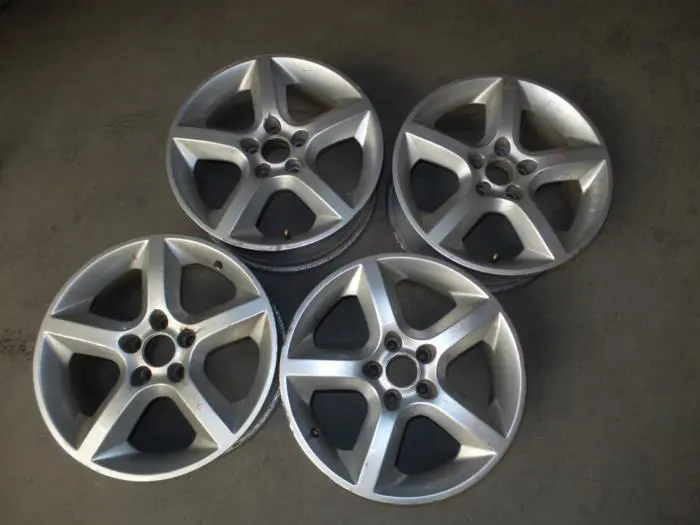 Velgen set Opel Meriva