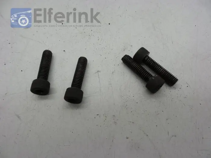 Set of bolts Volvo 850