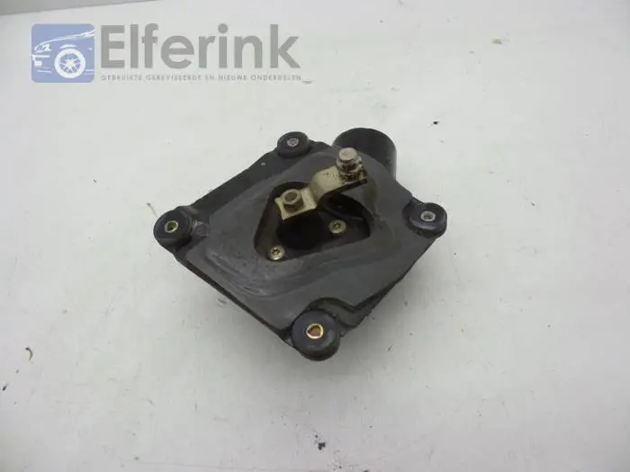 Front wiper motor Volvo S40