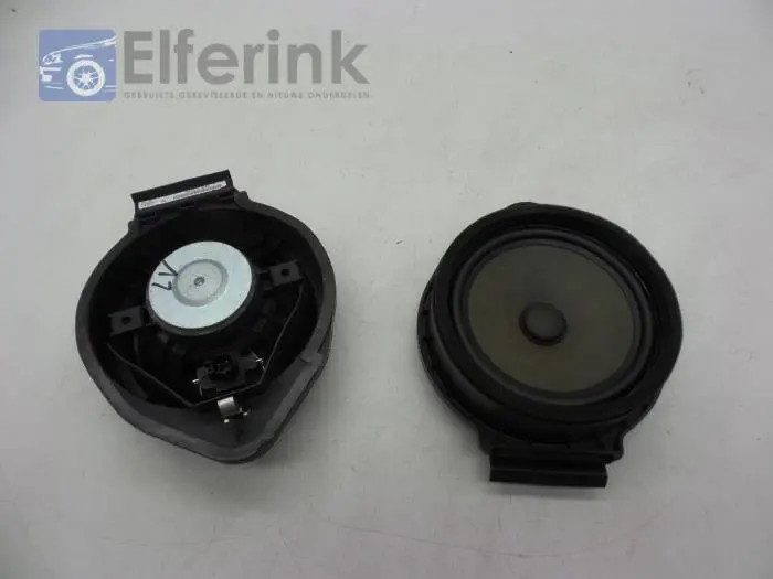 Speaker Opel Meriva