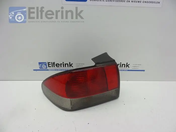 Taillight, left Saab 900