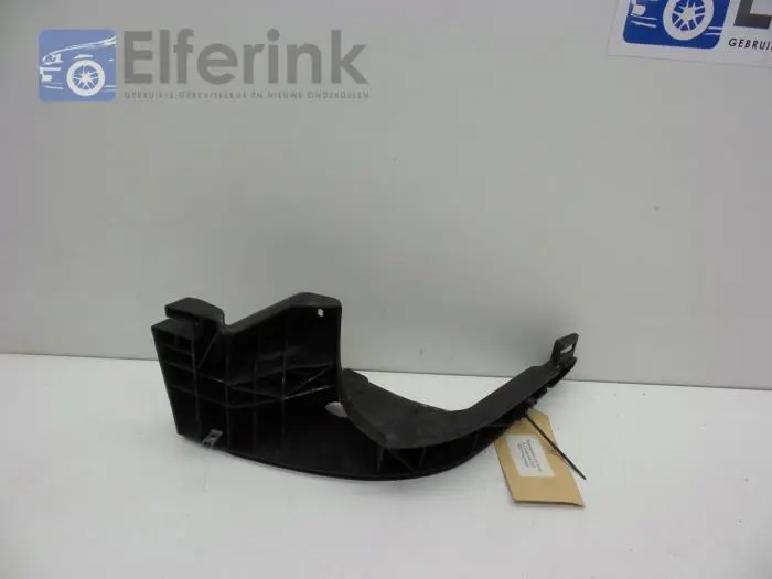 Rear bumper bracket, left Saab 9-3 03-