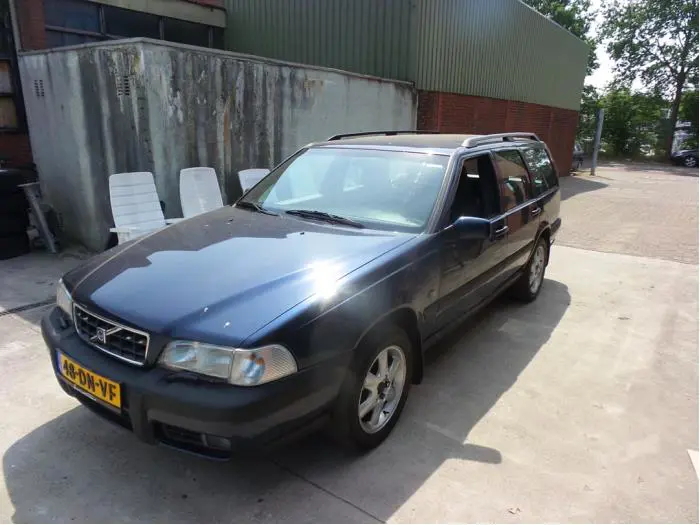 Volvo V70/S70