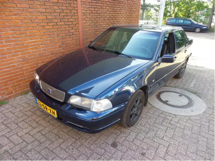 Volvo S70